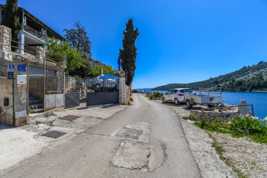 Apartmán Střední Dalmácie - Vinišće DA 17160 N1