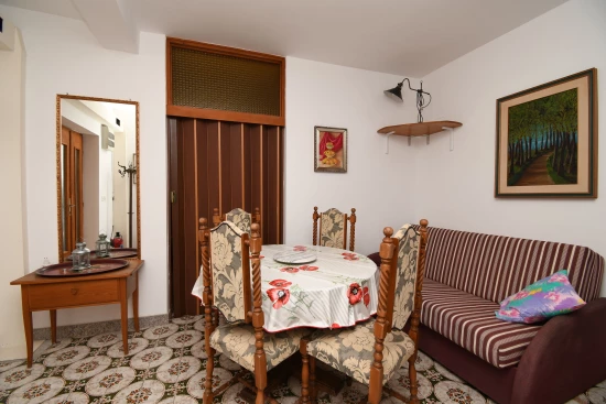 Apartmán Střední Dalmácie - Vinišće DA 17160 N1