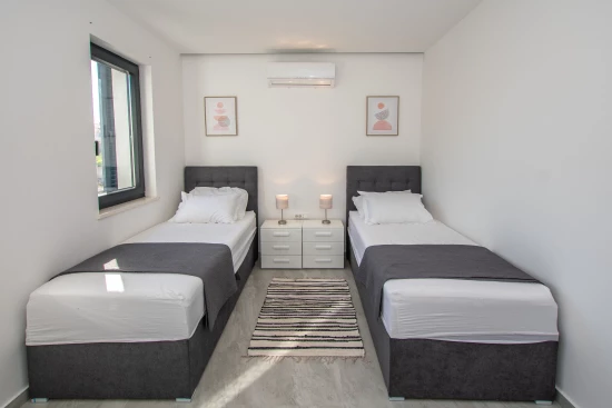 Domek Severní Dalmácie - Biograd na Moru DA 17166 N1