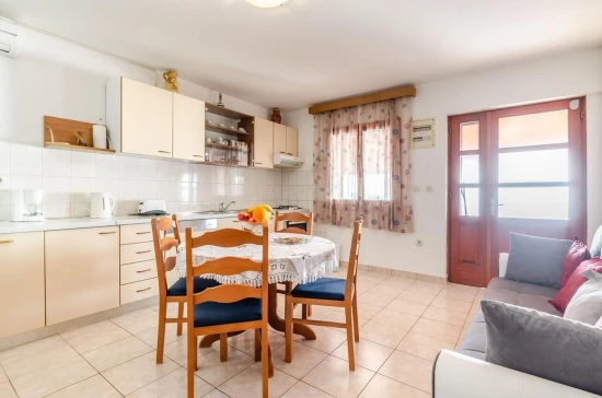 Domek Střední Dalmácie - Blato DA 17169 N1