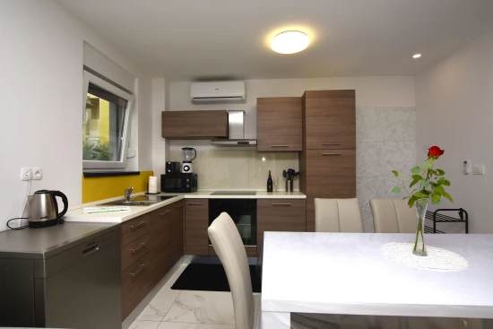 Apartmán Severní Dalmácie - Pakoštane DA 17174 N1