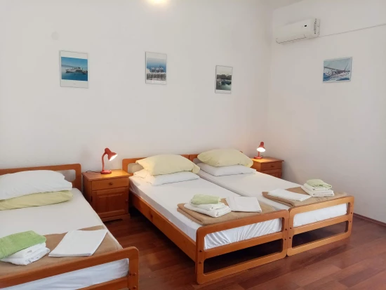 Apartmán Střední Dalmácie - Vinišće DA 17176 N1
