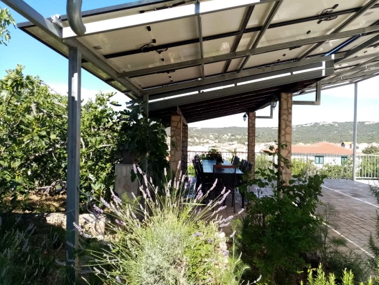 Apartmán Střední Dalmácie - Vinišće DA 17176 N2