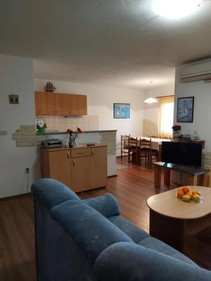Apartmán Střední Dalmácie - Okrug Gornji DA 17181 N1