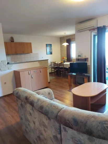 Apartmán Střední Dalmácie - Okrug Gornji DA 17181 N2