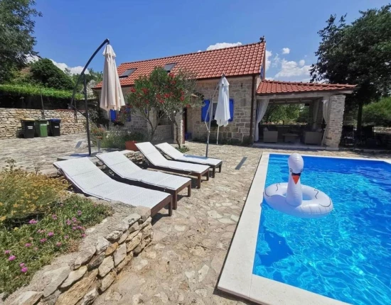 Domek Severní Dalmácie - Oklaj DA 17185 N1