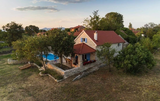 Domek Severní Dalmácie - Oklaj DA 17185 N1