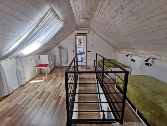 Domek Severní Dalmácie - Oklaj DA 17185 N1