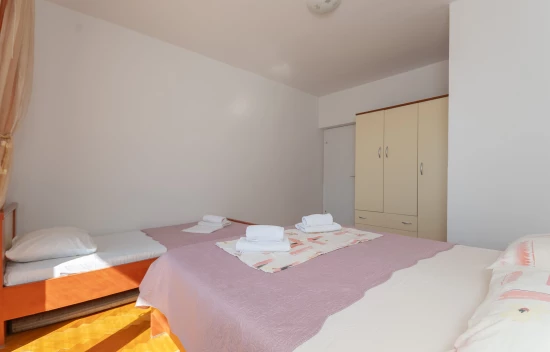 Apartmán Střední Dalmácie - Duće DA 17189 N2