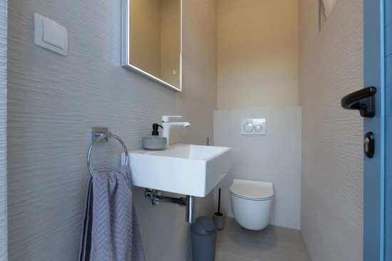 Vila Severní Dalmácie - Sukošan DA 17198 N1