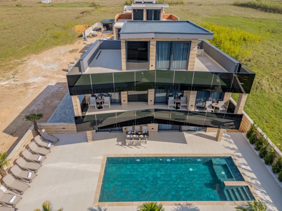 Vila Severní Dalmácie - Privlaka DA 17201 N1