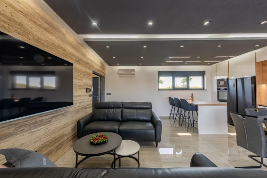 Vila Severní Dalmácie - Privlaka DA 17201 N1