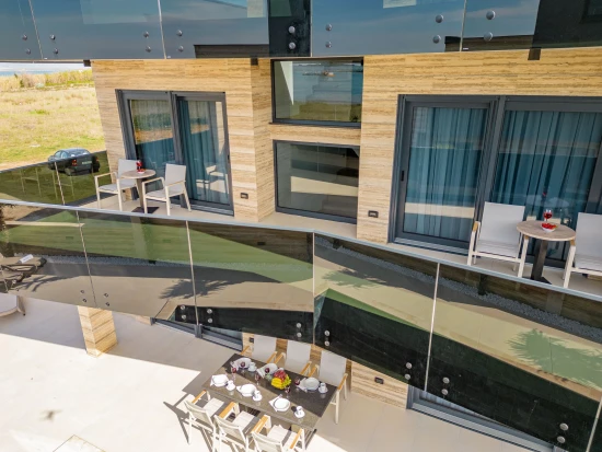 Vila Severní Dalmácie - Privlaka DA 17201 N1