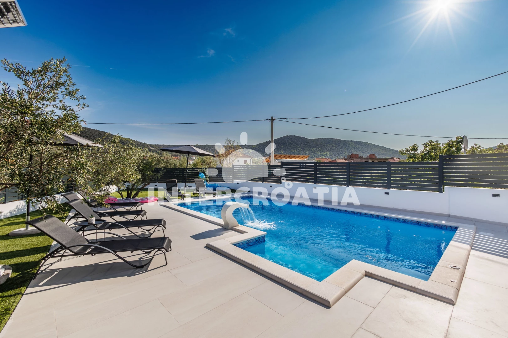 Vila Střední Dalmácie - Vinišće DA 17203 N1