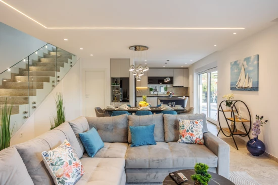 Vila Střední Dalmácie - Vinišće DA 17203 N1