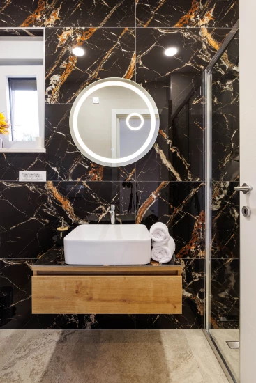 Vila Střední Dalmácie - Vinišće DA 17203 N1