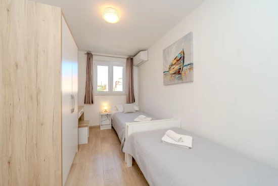 Apartmán Severní Dalmácie - Privlaka DA 17214 N1