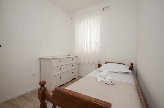 Domek Střední Dalmácie - Kučiće DA 17220 N1