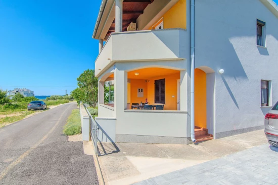 Apartmán Severní Dalmácie - Privlaka DA 17222 N1