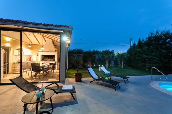 Vila Střední Dalmácie - Plano (Trogir) DA 17225 N1