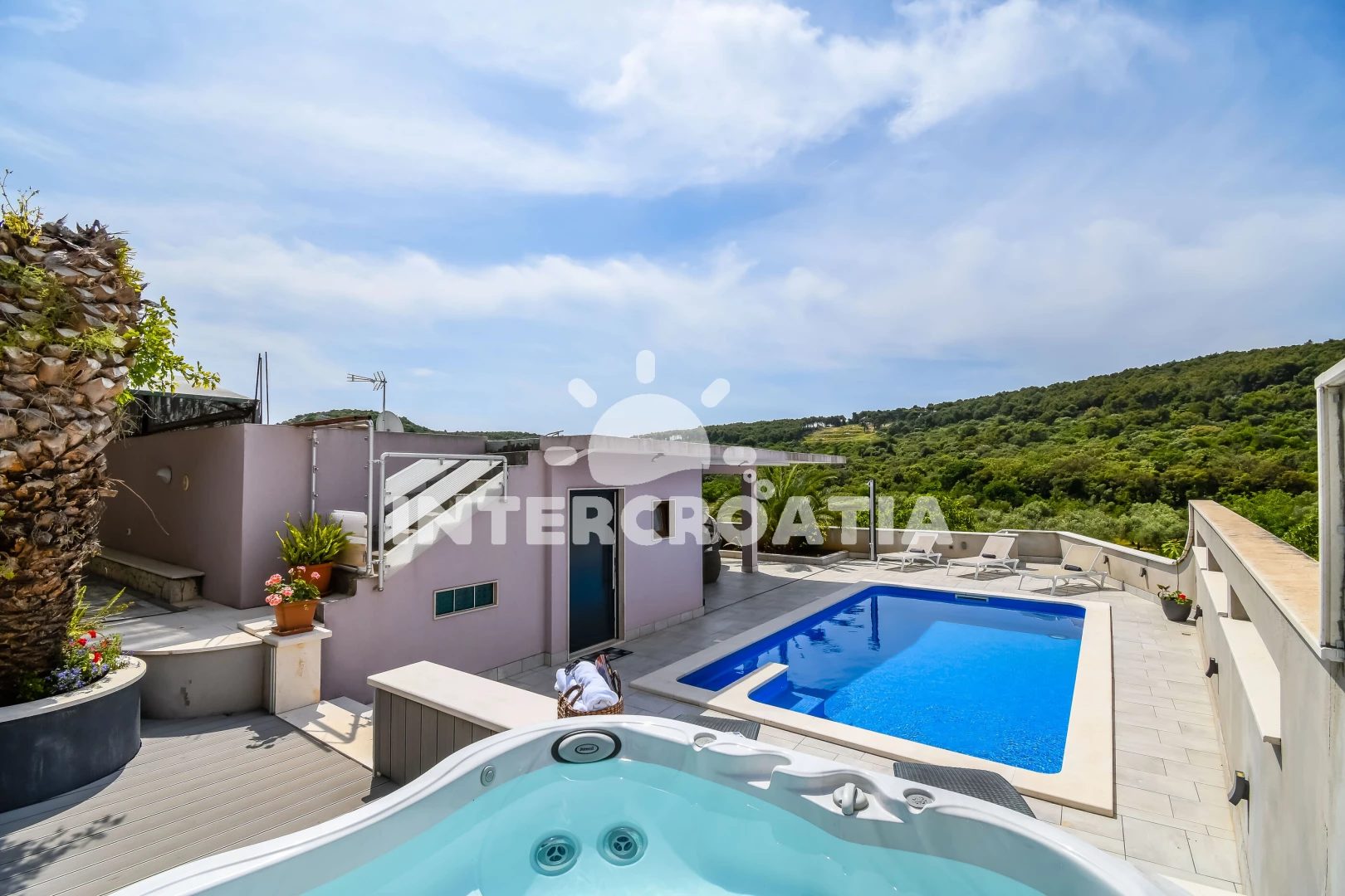 Vila Střední Dalmácie - Okrug Donji DA 17230 N1