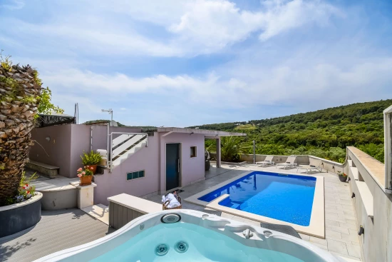 Vila Střední Dalmácie - Okrug Donji DA 17230 N1