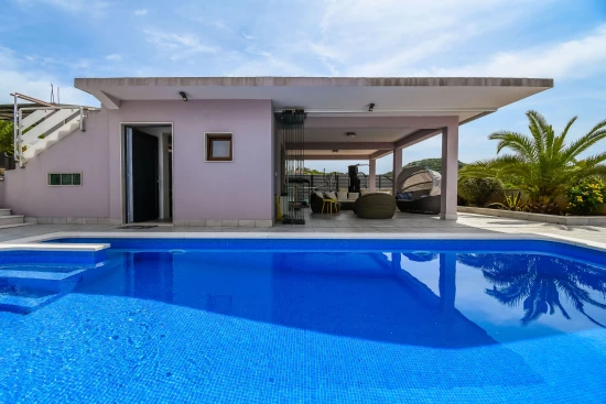 Vila Střední Dalmácie - Okrug Donji DA 17230 N1