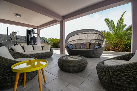 Vila Střední Dalmácie - Okrug Donji DA 17230 N1