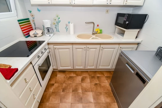 Vila Střední Dalmácie - Okrug Donji DA 17230 N1