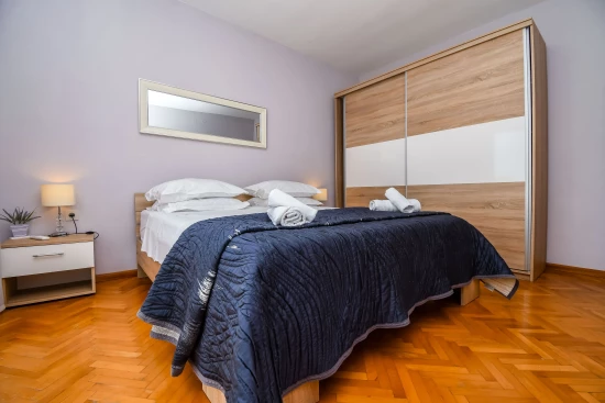 Vila Střední Dalmácie - Okrug Donji DA 17230 N1