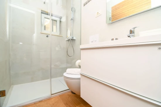 Vila Střední Dalmácie - Okrug Donji DA 17230 N1