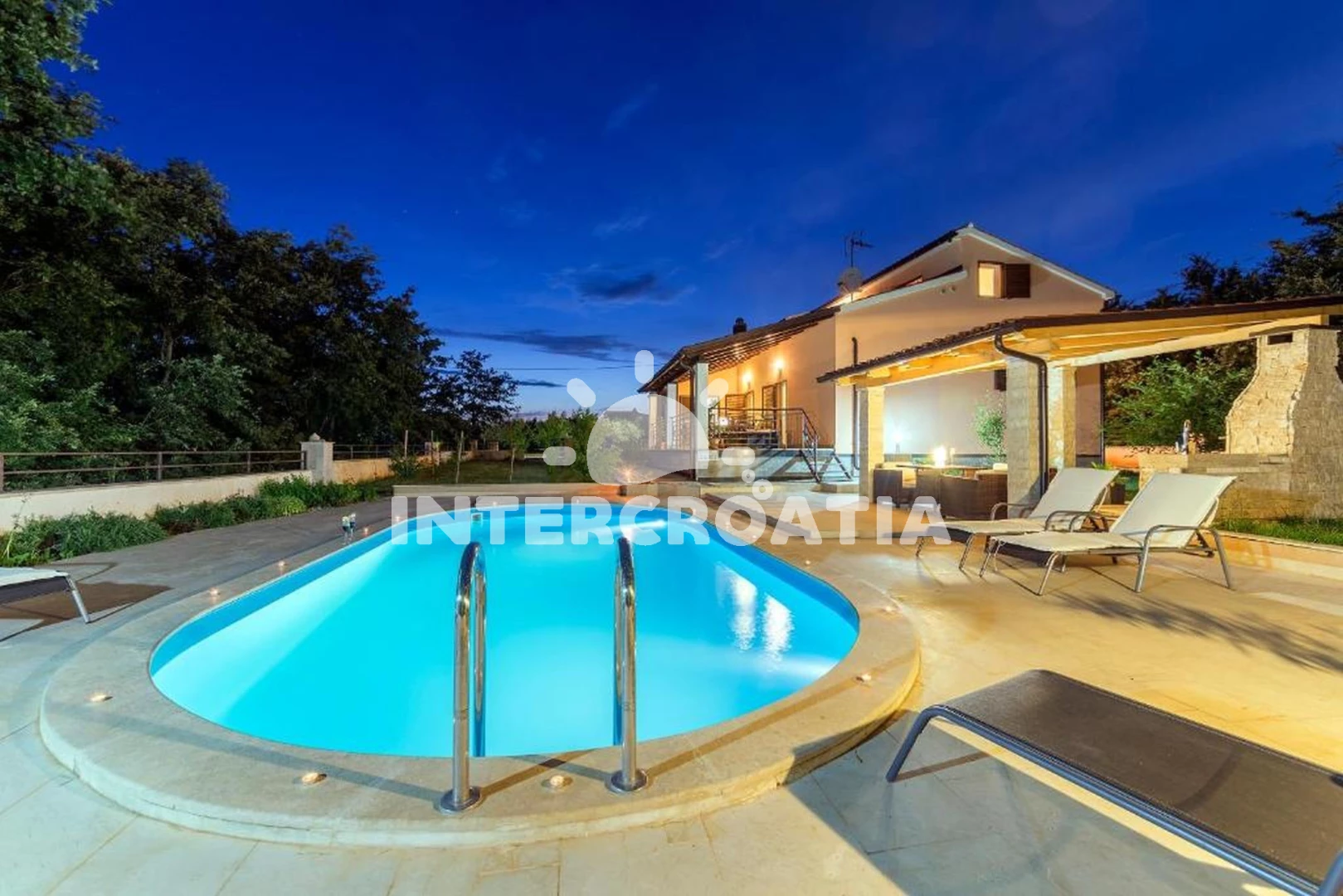 Vila Istrie - Vodnjan (Pula) IS 8057 N1