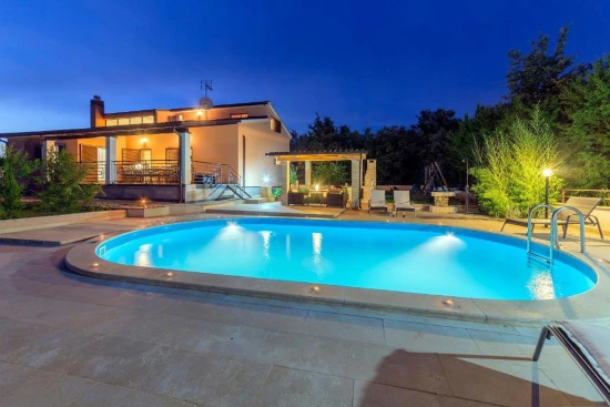 Vila Istrie - Vodnjan (Pula) IS 8057 N1