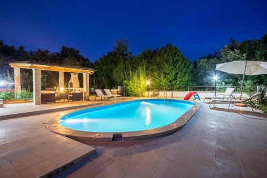 Vila Istrie - Vodnjan (Pula) IS 8057 N1