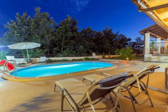 Vila Istrie - Vodnjan (Pula) IS 8057 N1