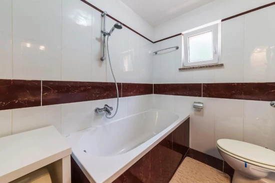 Vila Istrie - Vodnjan (Pula) IS 8057 N1