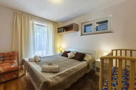 Vila Istrie - Vodnjan (Pula) IS 8057 N1