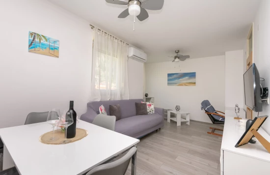 Apartmán Střední Dalmácie - Omiš DA 17236 N1