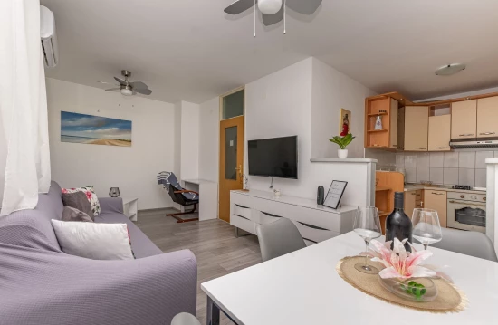 Apartmán Střední Dalmácie - Omiš DA 17236 N1