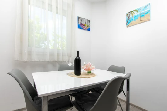 Apartmán Střední Dalmácie - Omiš DA 17236 N1