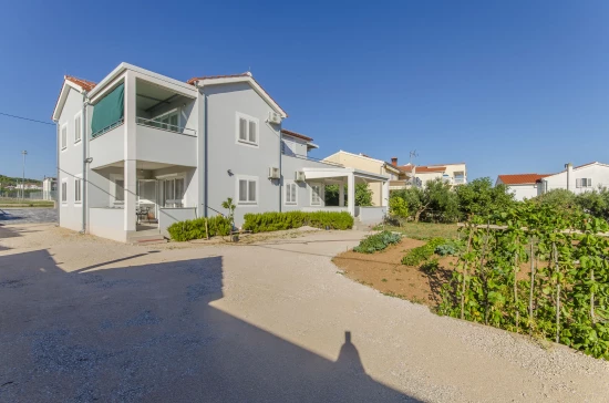 Apartmán Severní Dalmácie - Tribunj (Vodice) DA 17242 N1