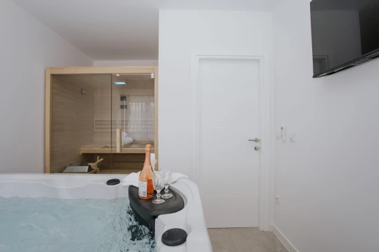 Domek Střední Dalmácie - Marina DA 17244 N1