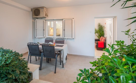 Apartmán Střední Dalmácie - Seget Vranjica DA 17247 N2