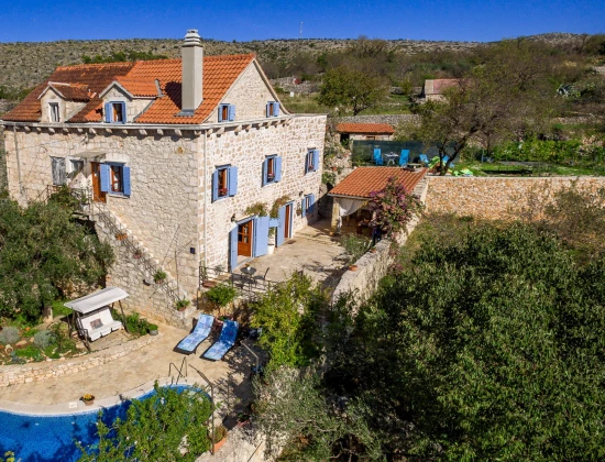 Vila Ostrov Brač OS 12196 N1