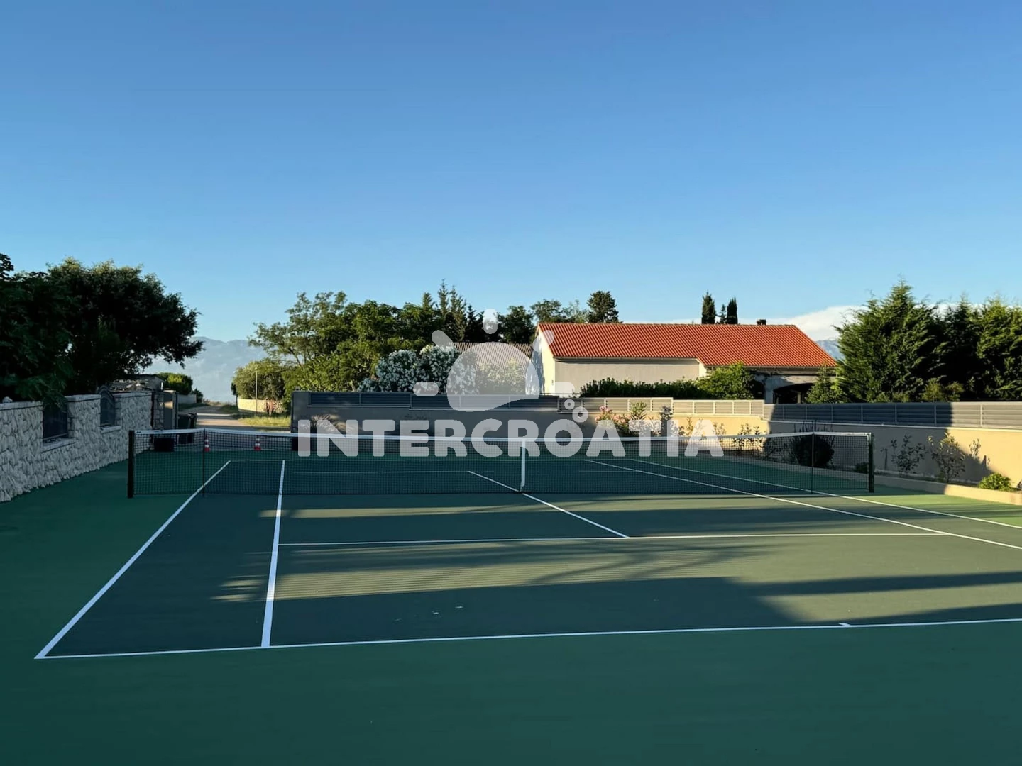 Vila UNKNOWN 7000 N1