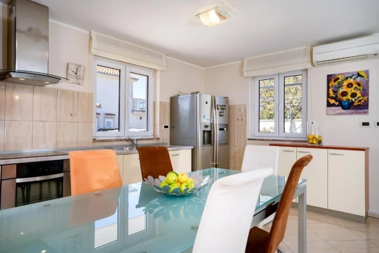 Domek Ostrov Rab - Palit OS 12199 N1