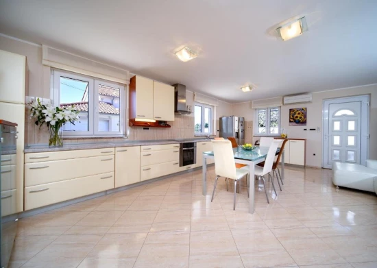 Domek Ostrov Rab - Palit OS 12199 N1