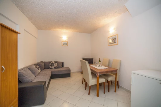 Apartmán Střední Dalmácie - Okrug Gornji DA 17267 N2