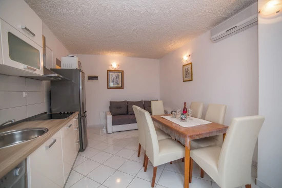 Apartmán Střední Dalmácie - Okrug Gornji DA 17267 N3