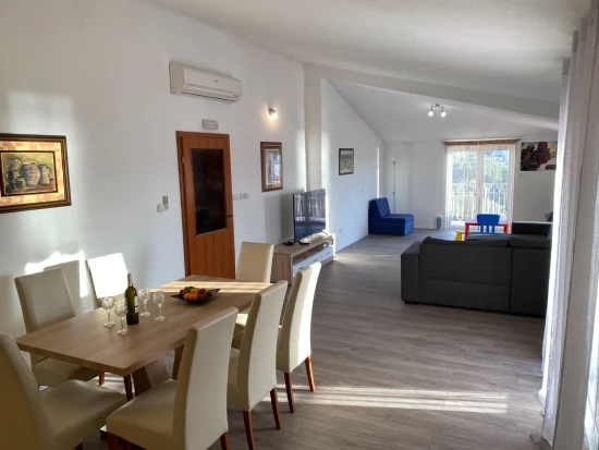Apartmán Střední Dalmácie - Okrug Gornji DA 17267 N4